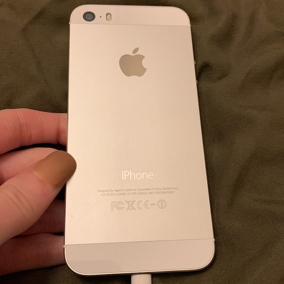 iphone 5s - Picture 2 of 4